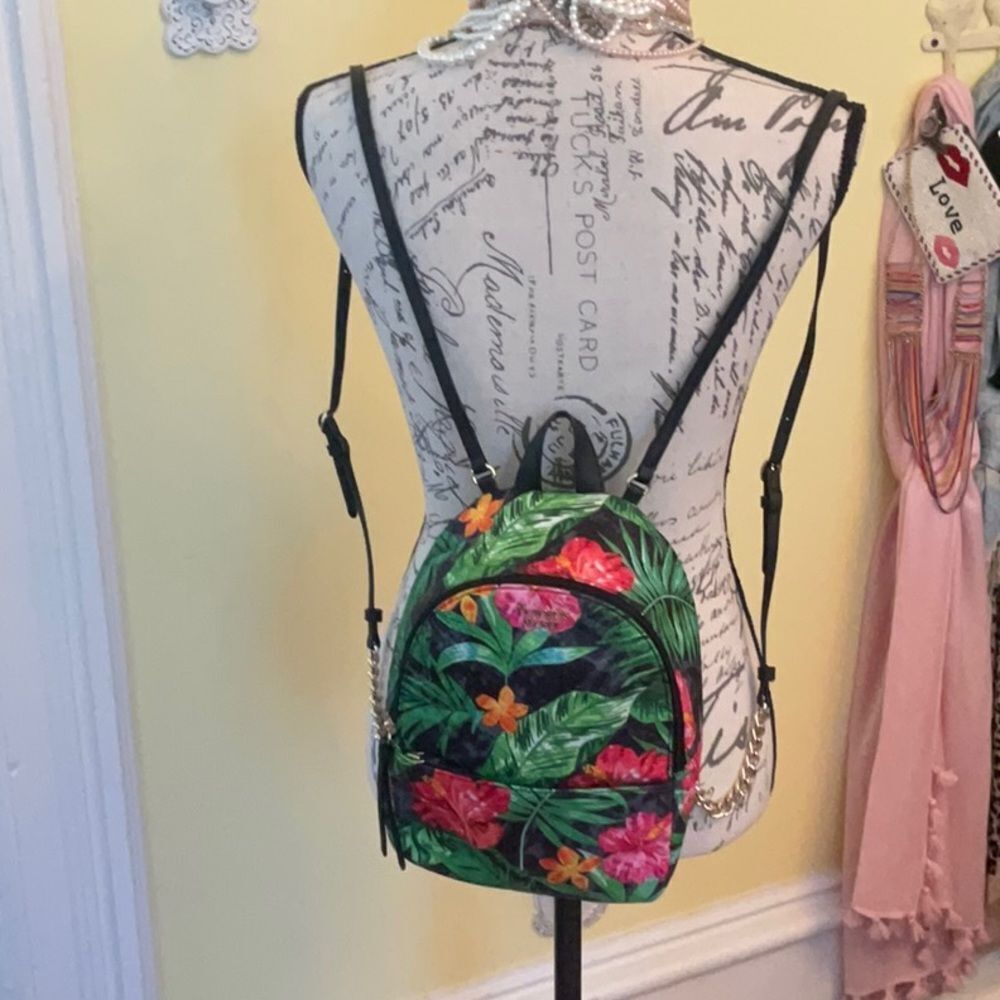 *Love* Victoria Secret Tropical Floral Mini Backpack Chic Striped Lining EUC - Picture 6 of 10